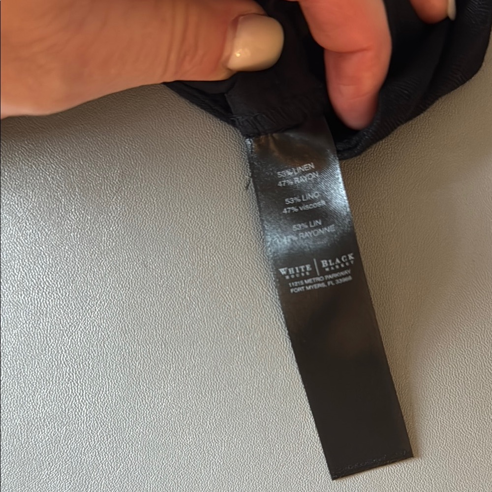 White House Black Market Elegant 4” Linen Black Shorts - Picture 7 of 7